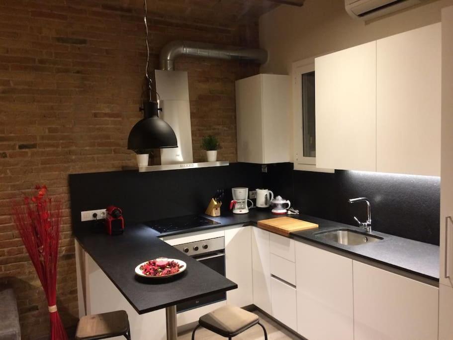 Lovely & Bright Vila Olimpica Beach Apartment Barcelona Zewnętrze zdjęcie