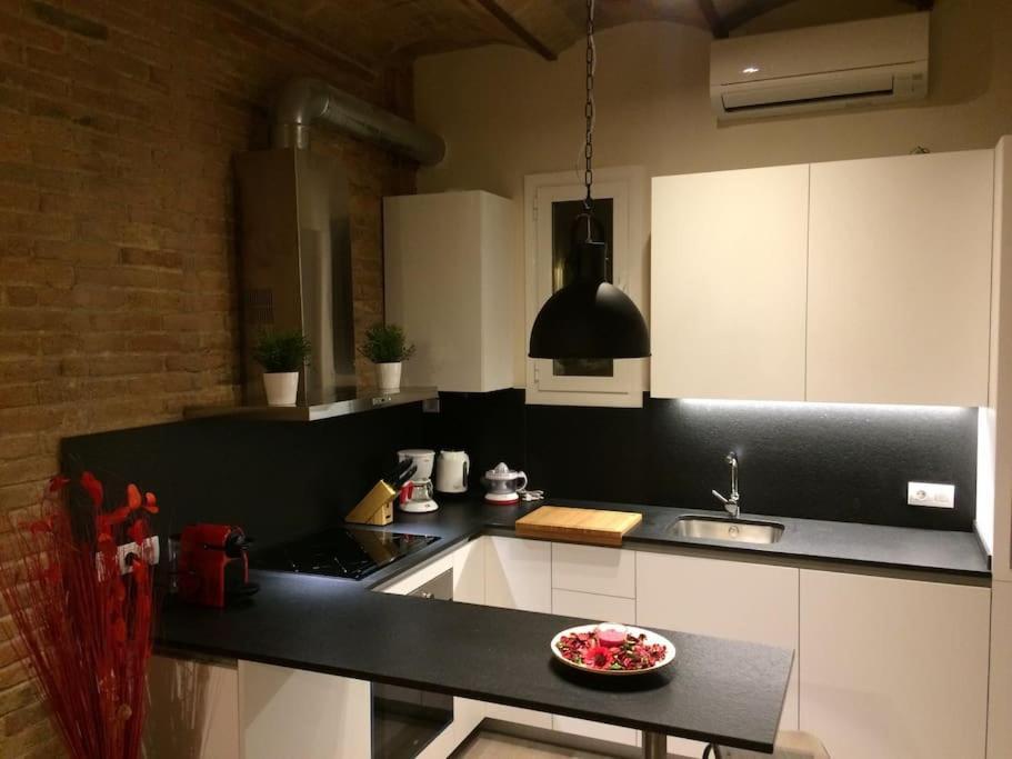 Lovely & Bright Vila Olimpica Beach Apartment Barcelona Zewnętrze zdjęcie