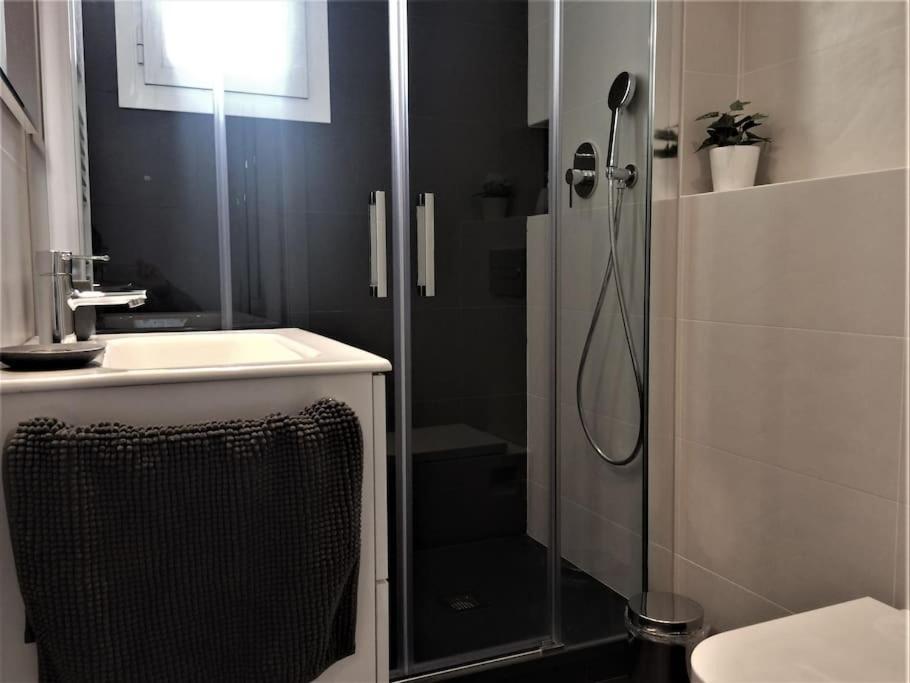 Lovely & Bright Vila Olimpica Beach Apartment Barcelona Zewnętrze zdjęcie